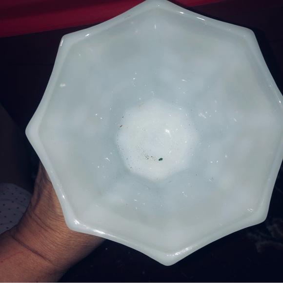 Vintage octagon milk glass compote with grapes and vines. - Picture 3 of 9